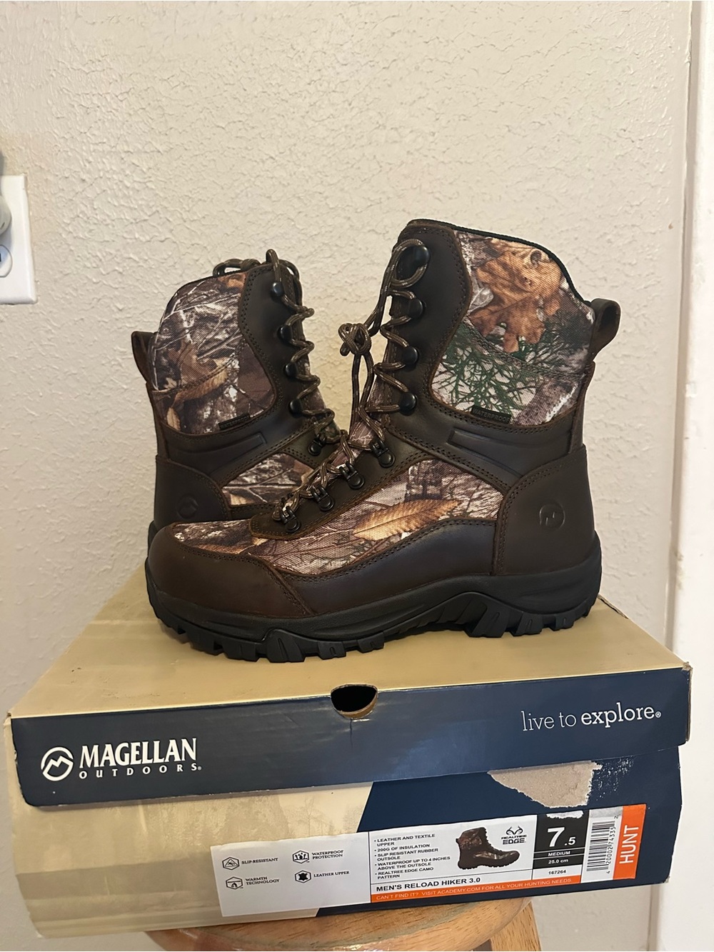 Magellan Outdoors Men's Brown Camouflage Hunting Boots size 7.5